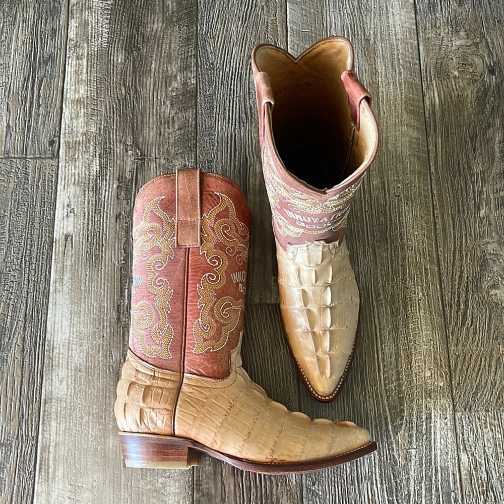 INNOVATION BOOTS Crocodile
Women's boots, 7 Mex 24.5